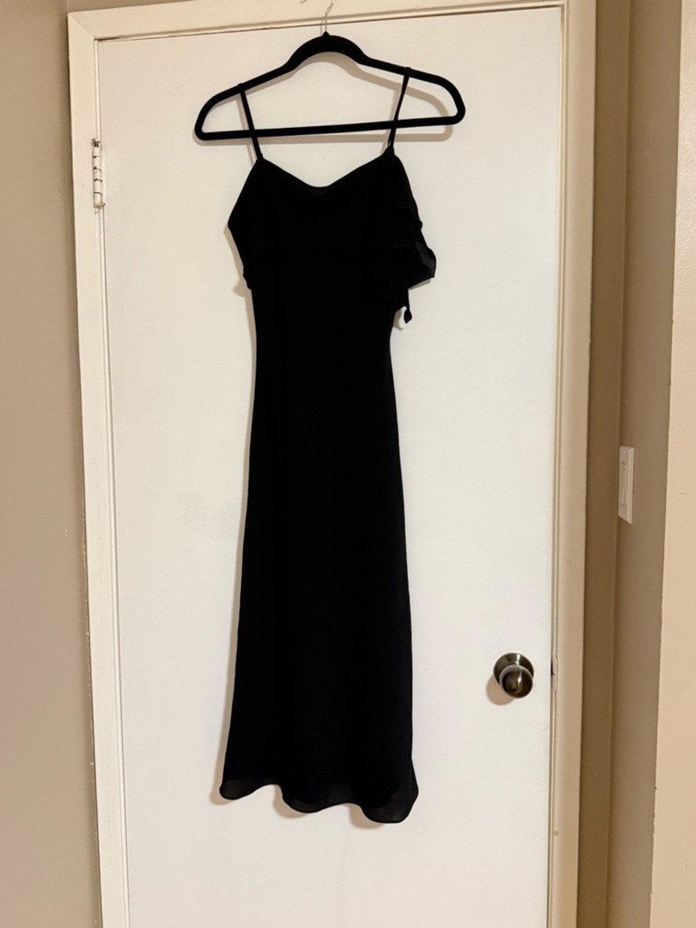 Wilfred Black Spaghetti-Strap Ruffle Midi Dress